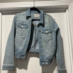 Tinsel Town Junior Denim Jean Jacket Light Wash Size Large